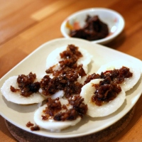 Recipes - Chwee Kueh (Water Rice Cakes with Preserved Turnip)